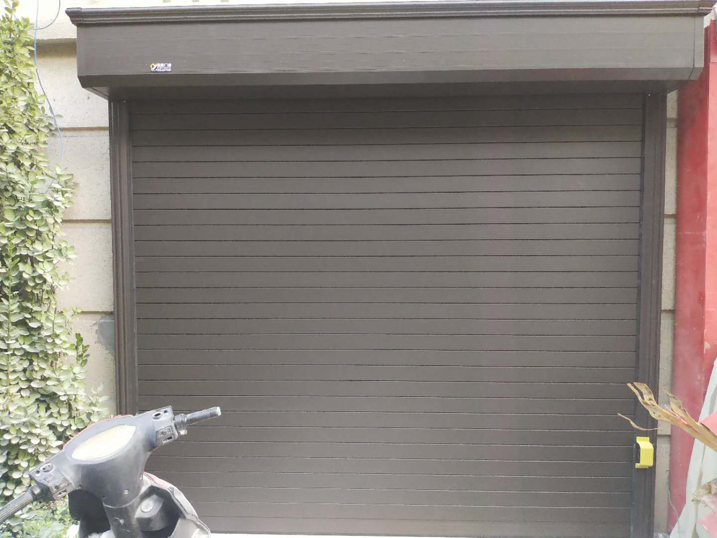 濟南卷簾門出現(xiàn)漏水的原因有哪些？